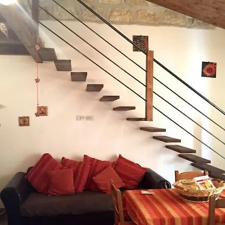 Skalsky Apartment, Borgo Vecchio, Apartment *