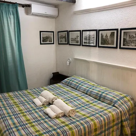 Bahalara Bed & Breakfast 2*