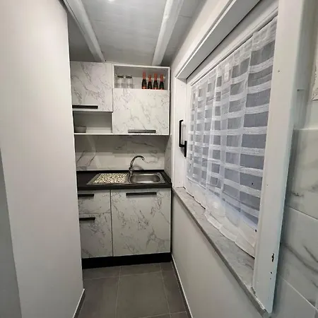 Apartment Melikris *