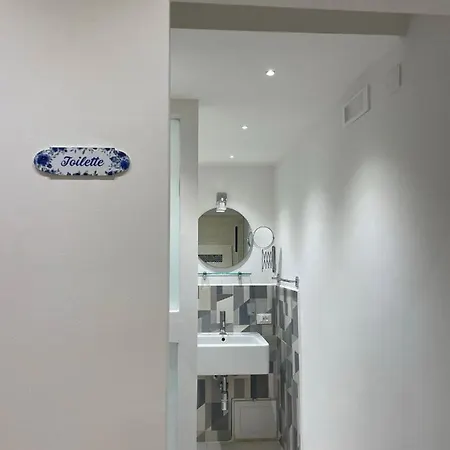 Centro Citta Basement Pensión