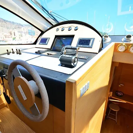 Layla Yacht