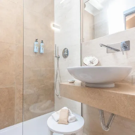 Arche Design And Πανσιόν Παλέρμο