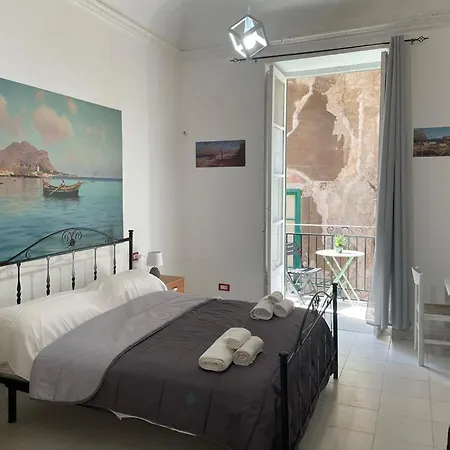 Vittorio Emanuele House Apartment *