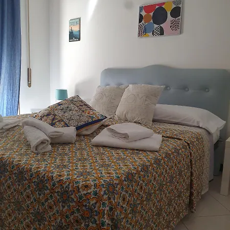 Alojamento de Acomodação e Pequeno-almoço Alba Palermo