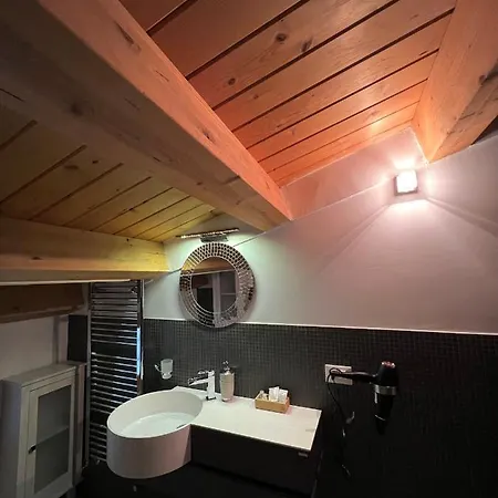 Dhome Bed & Breakfast