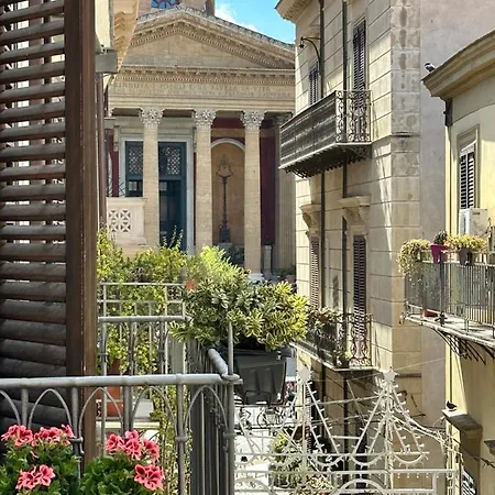 Maison Opera