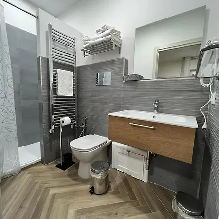 Kome's Guest house *
