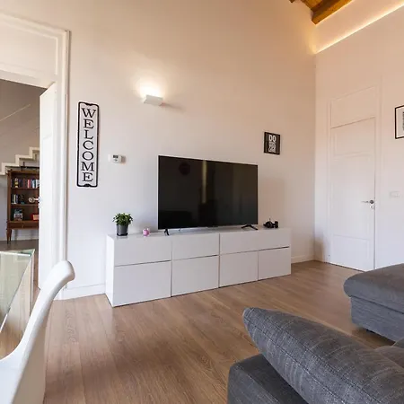 Apartment Shanti House *