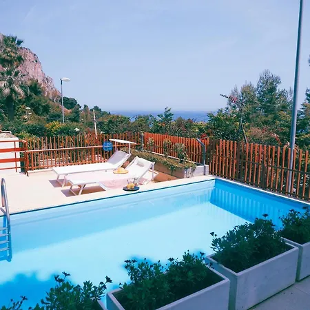 Sea & Pool 2 * Palermo
