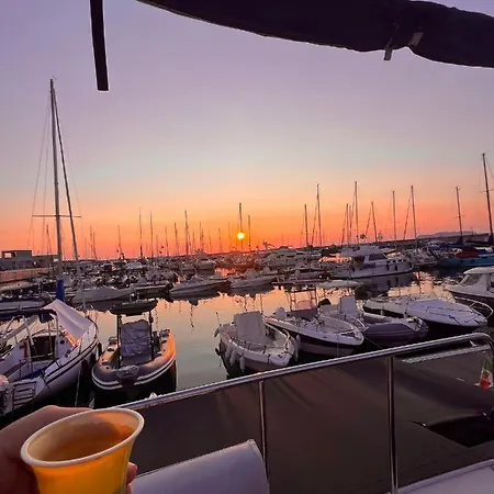 Botel Giorgia House Boat Palermo