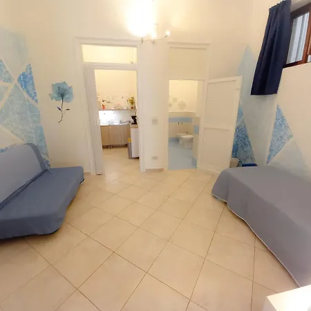 Alojamento de Acomodação e Pequeno-almoço Bed&book Palazzo Cutelli 3*