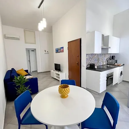 Casina Al 32 * Palermo