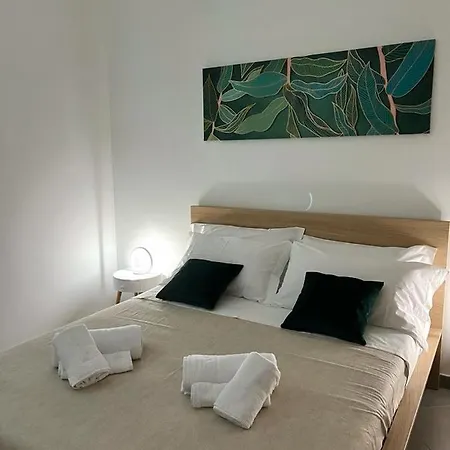 Casina Al 32 Apartment *