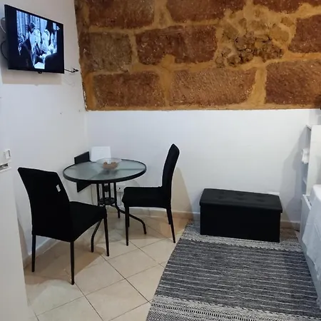Viola Apartment