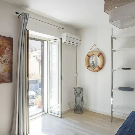 Apartment Al Khalisa Bright And Cozy At Magione *
