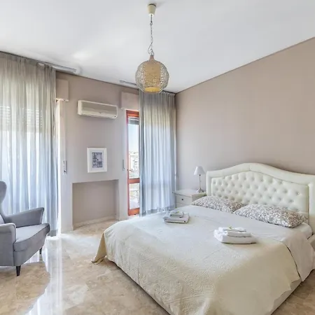 Central Suite Apartment