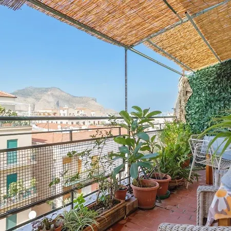 Artists Penthouse * Palermo