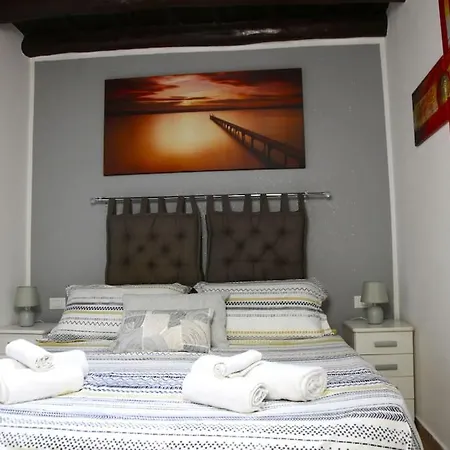 Dimora Dei Candelai Apartment *