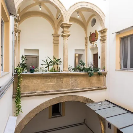 Luxury King Apartment Palermo