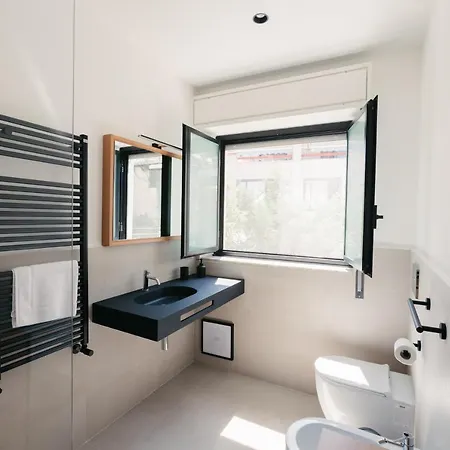 Daustria Guest house *