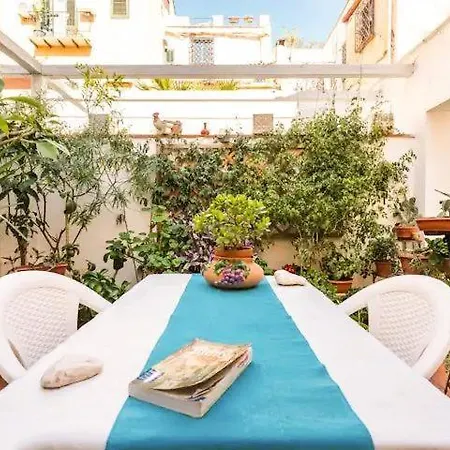 Apartman At Kalsa Quiet Flowered Terrace! Free Parking! Ideal For Remote Working! Palermo