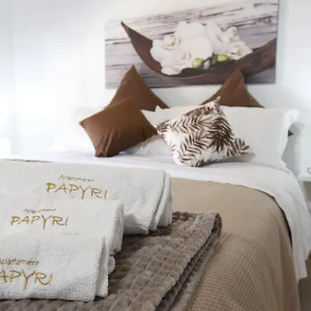 Papyri Appartement *