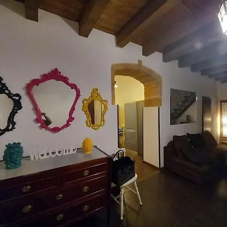 Lägenhet Casa Bosco A Ballaro