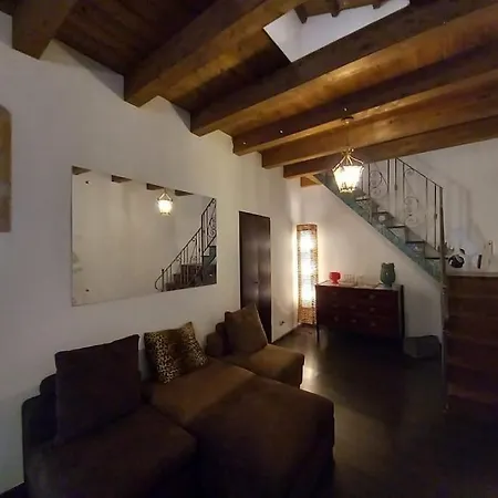 Lägenhet Casa Bosco A Ballaro *
