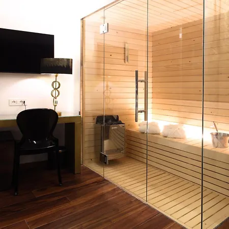 Hotel Palazzo Cartari 4*