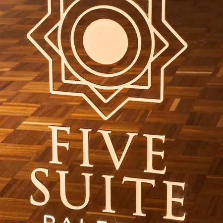 Five Gasthuis *