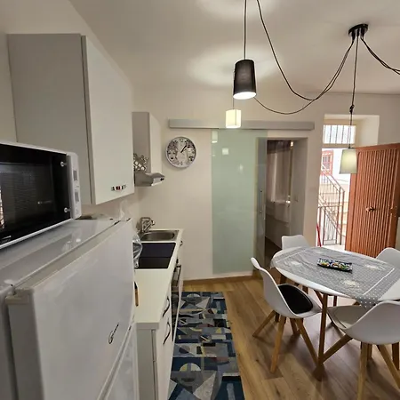 Apartment Virginia House1 *