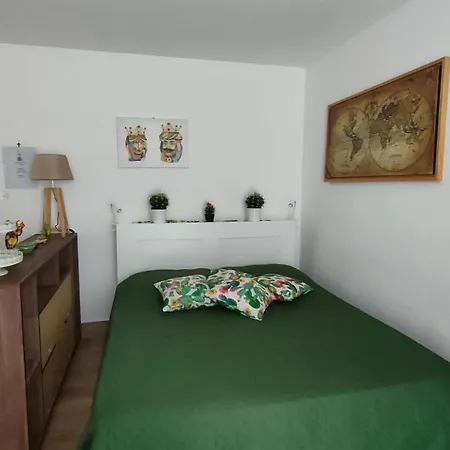 La Camera Di Stella - Ai Normanni Pensionat 2*