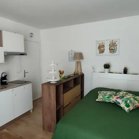 La Camera Di Stella - Ai Normanni 2*