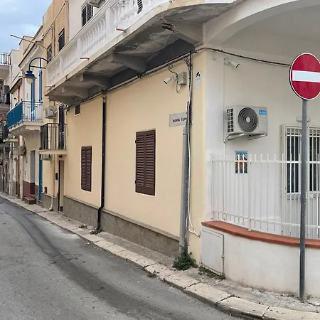 Casa vacanze Mondello - La Casa Del Vecchio Pescatore Palermo