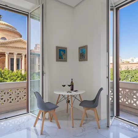 Palazzo Sovrana Serviced Luxury 4* パレルモ