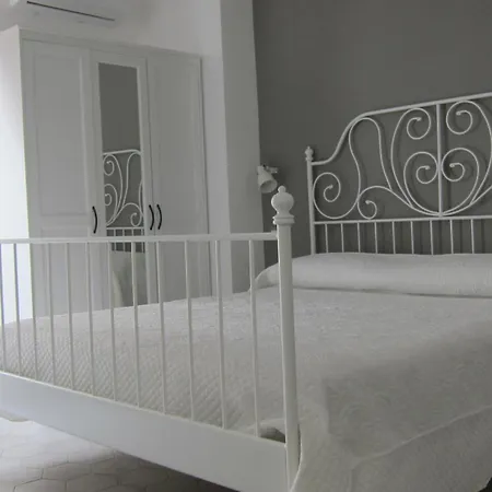 Bed & Breakfast Federico Secondo 3*