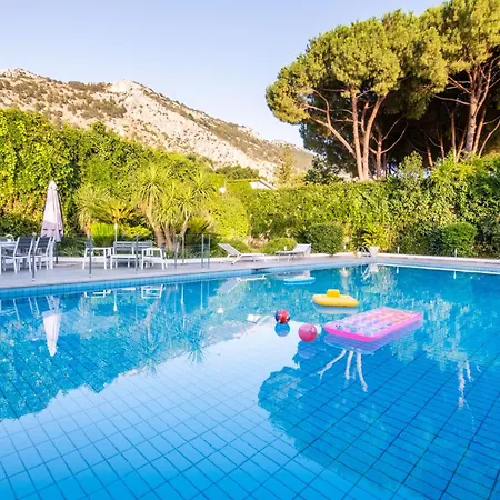 Mondello Luxury Con Piscina * Palermo