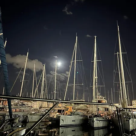 Giorgia House Boat Botel Palermo