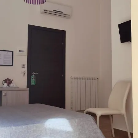 غرف وأجنحة إل كوادريفوجليو فندق مبيت وإفطار