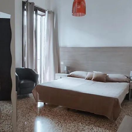غرف وأجنحة إل كوادريفوجليو فندق مبيت وإفطار 3*