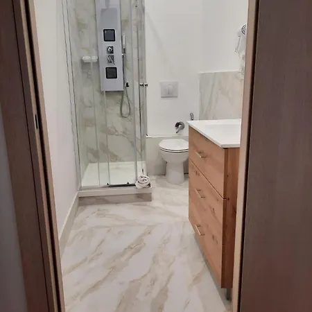 Le Di Via Meccio *