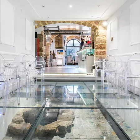 Porta Di Castro Boutique فندق