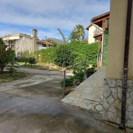Le Casette Di Laura A Mondello Casa vacanze Palermo
