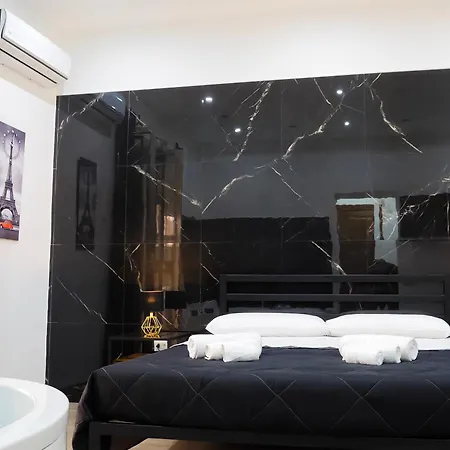 Aliva Lt Bed & Breakfast *