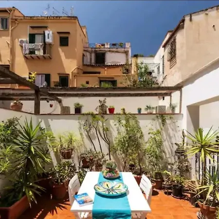 At Kalsa Quiet Flowered Terrace! Free Parking! Ideal For Remote Working! Apartman *