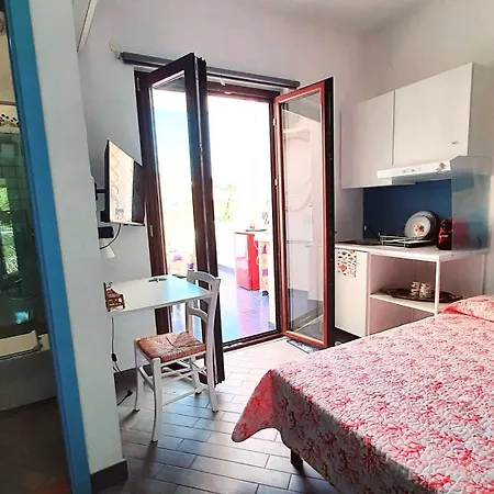 Guest house Jacuzzi E Terraces Mondello