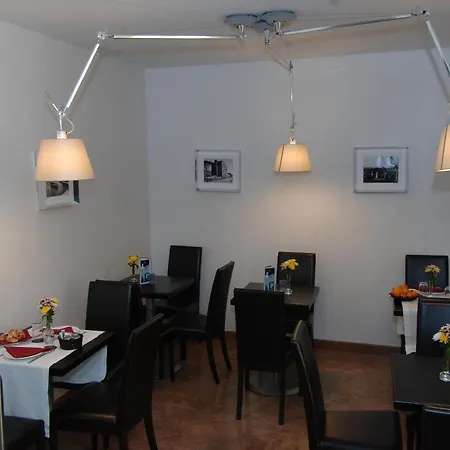 Hotell Ucciardhome 4*