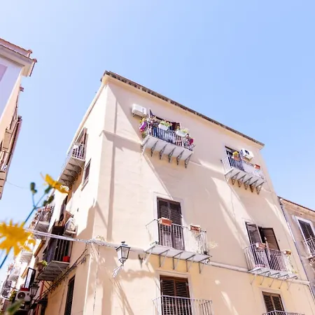 Guest house Talia - And Elegant In The Heart Of Palermo