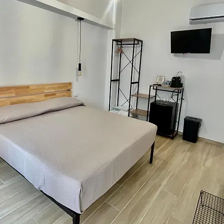 Porta D Ossuna Comfort Guest house Palermo