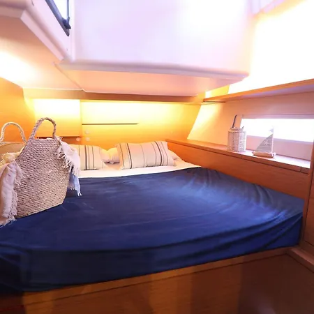 Hotel na wodzie Dormire In Barca A Vela Palermo